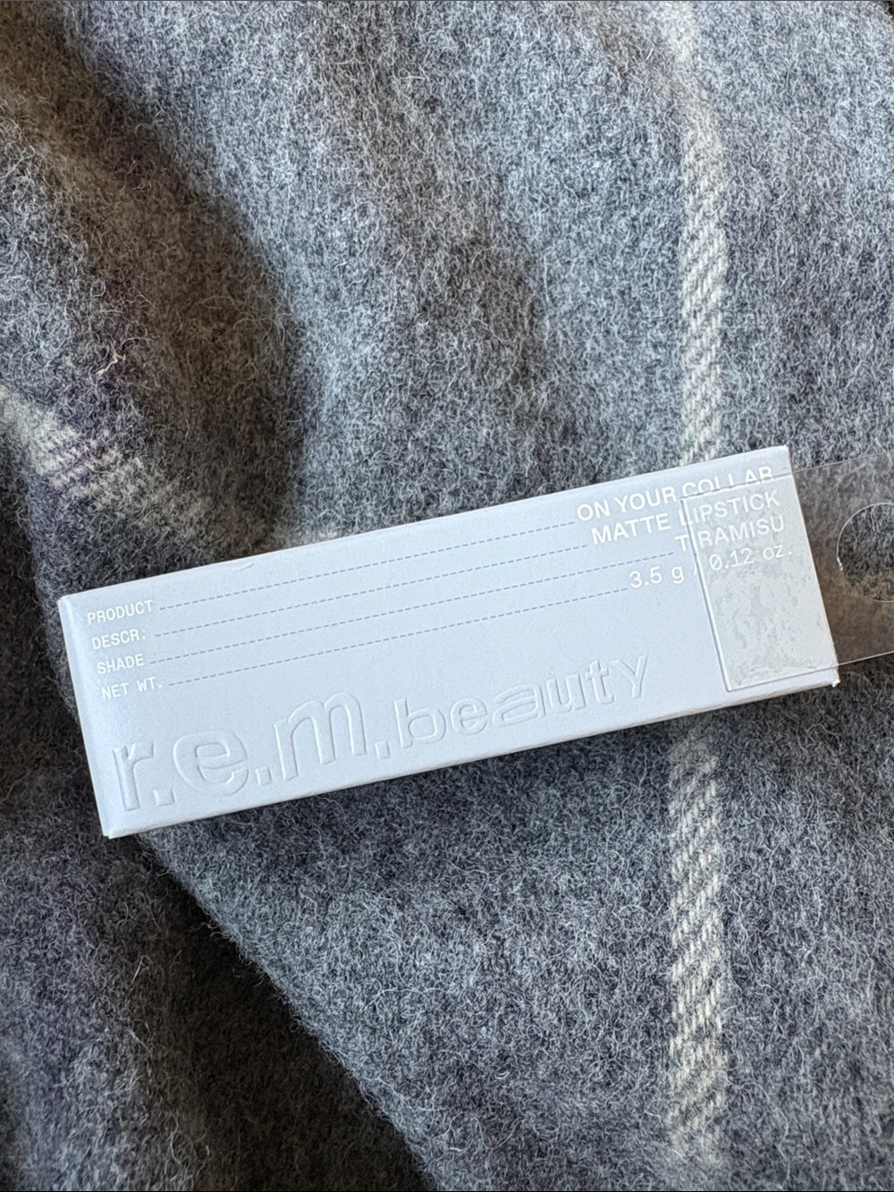 NWT 💋 R.E.M. beauty on your collar matte lipstick - Tiramisu